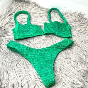 La Hana green bikini set size small